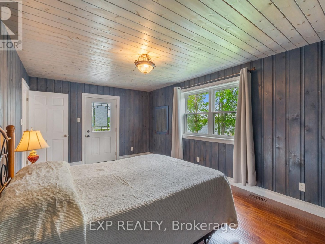 201 Avery Point Road, Dalrymple Lake