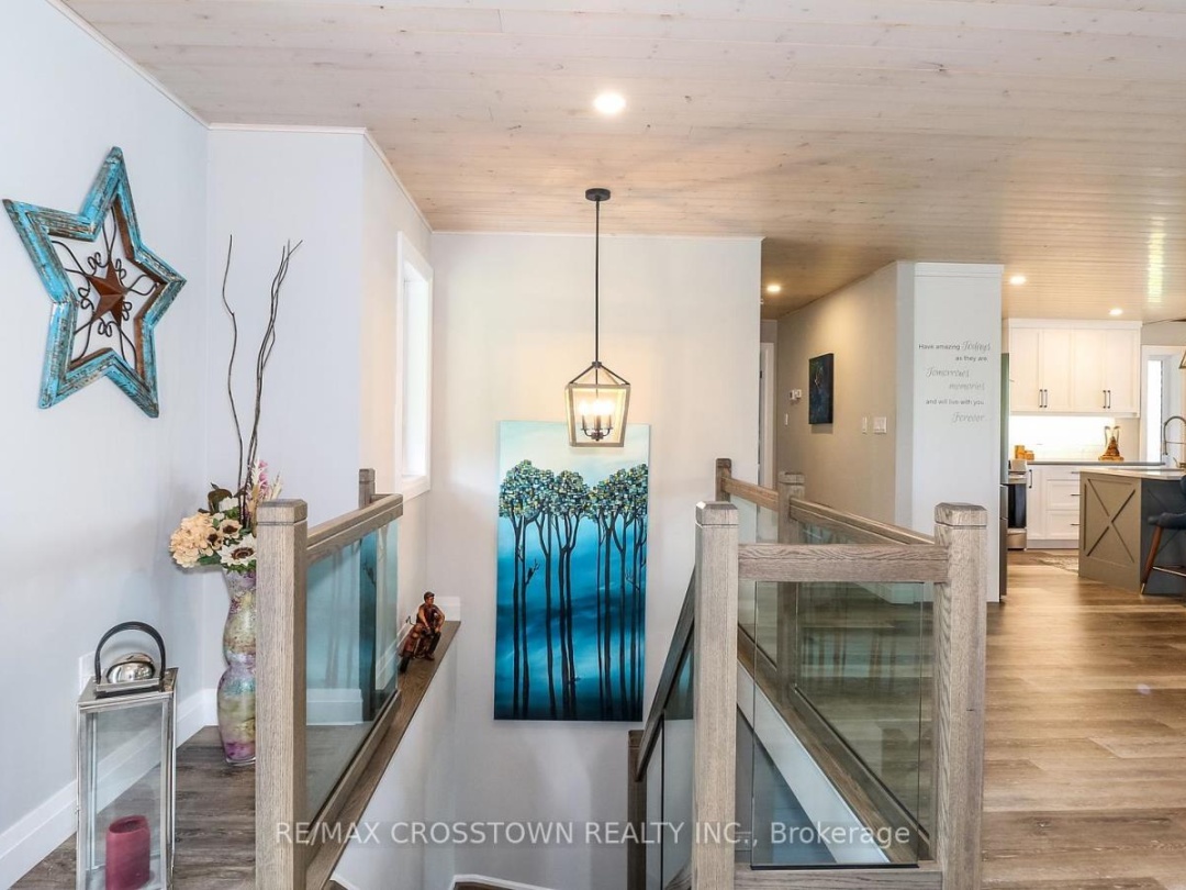 241 Eight Mile Point Road, Lake Simcoe