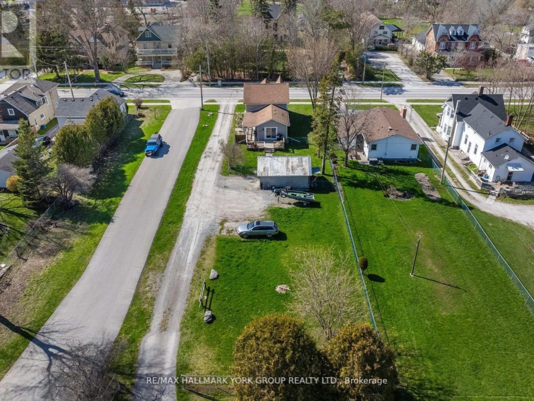 397 Mara Road, Lake Simcoe