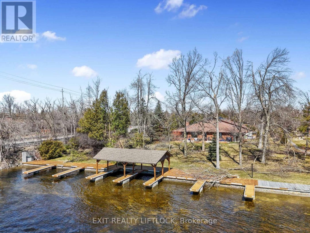 111 200 East Street S, Little Bob Channel Lake