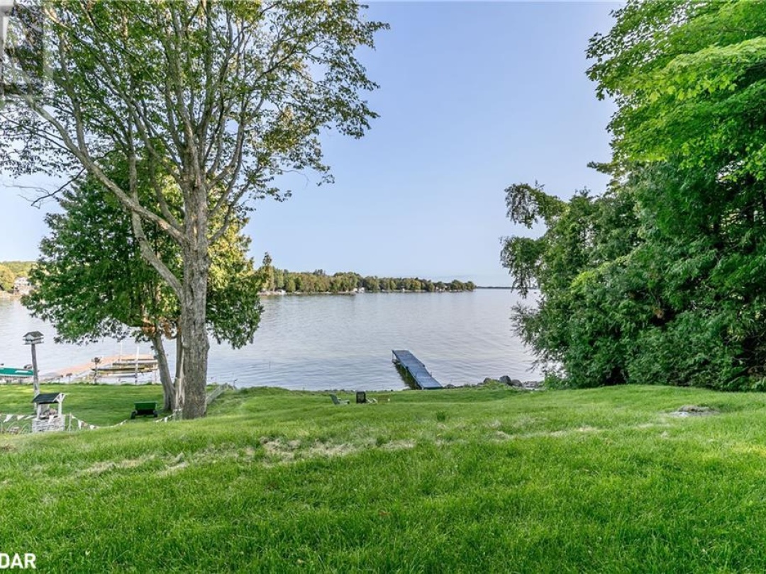 47 MOON POINT Drive, Lake Simcoe
