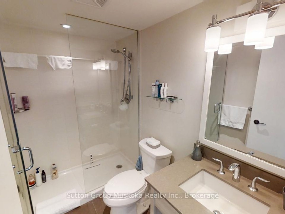 53 303 1235 Deerhurst Drive, Peninsula Lake