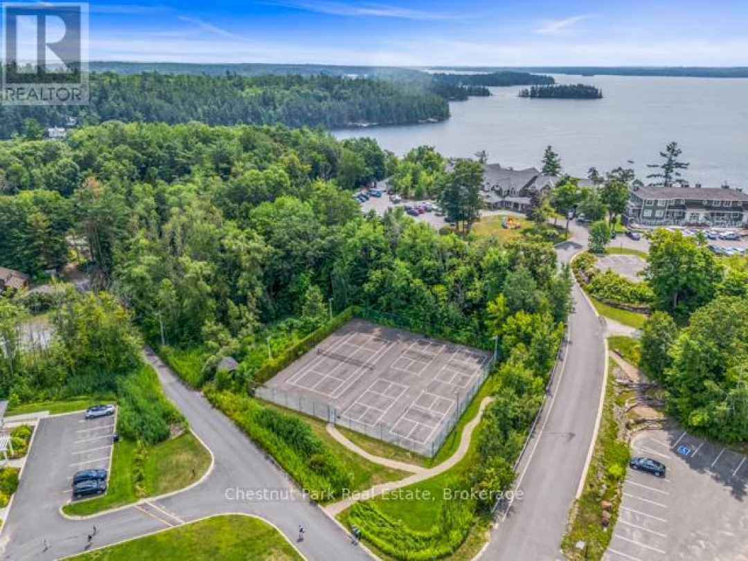 B206 - 1869 MUSKOKA ROAD 118 ROAD W, 