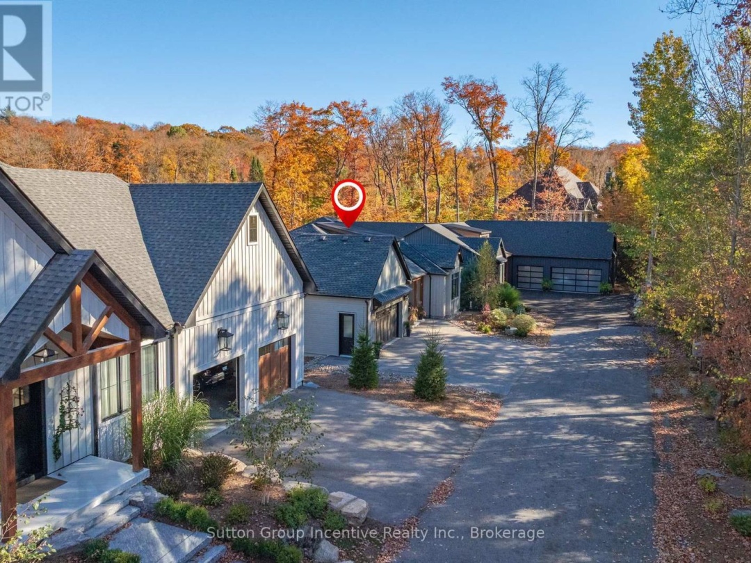 24 ST GEORGES COURT, 