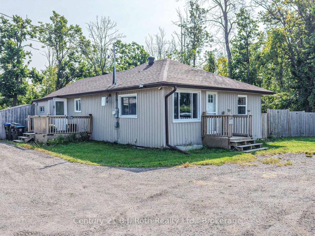 8441 11 HIGHWAY N, 