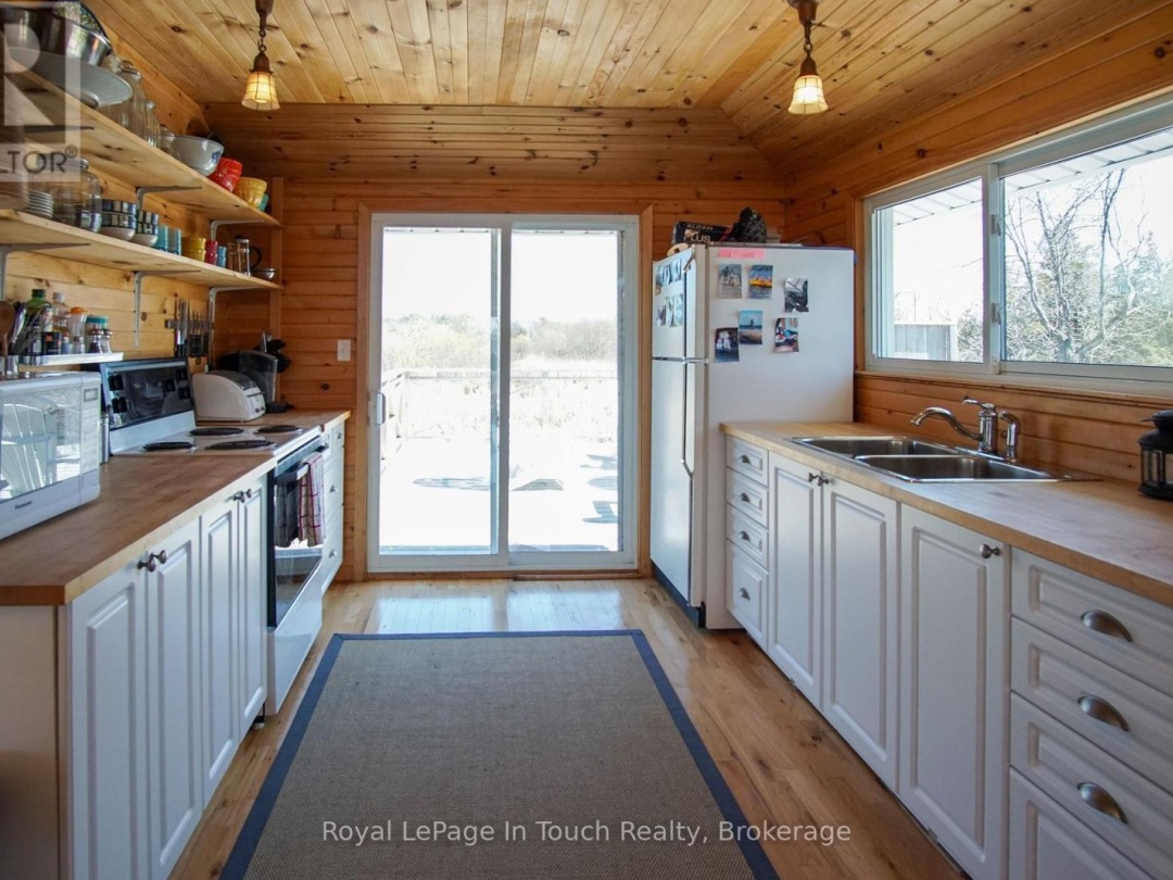 2 Island 130, Georgian Bay