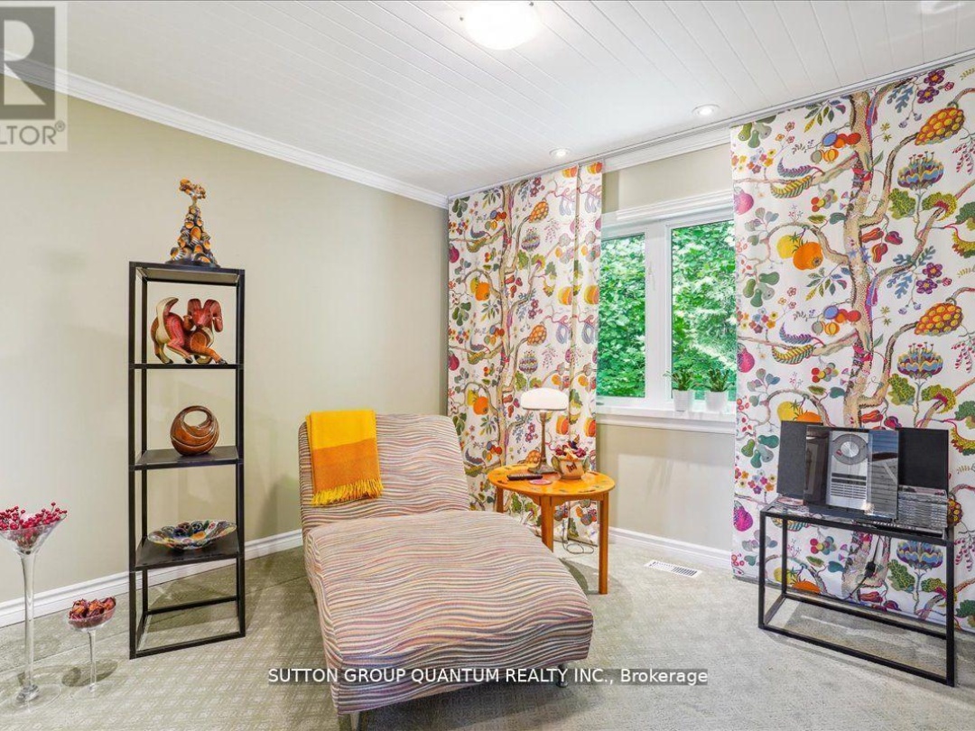 167 Santas Village Road, Muskoka River