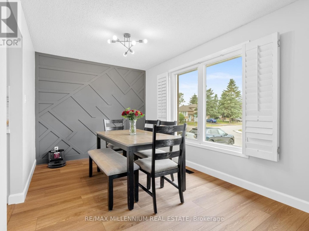 39 TOBOGGAN HILL DRIVE, 
