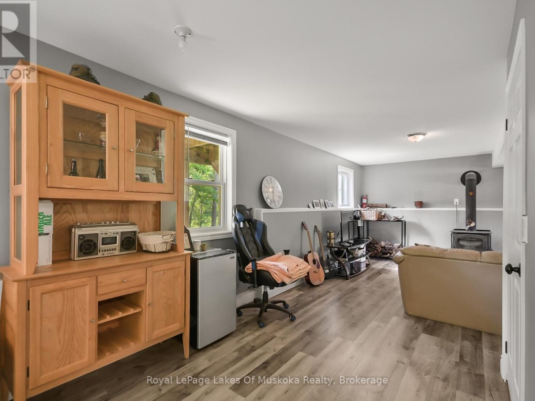 7519 EAST RIVER ROAD, 