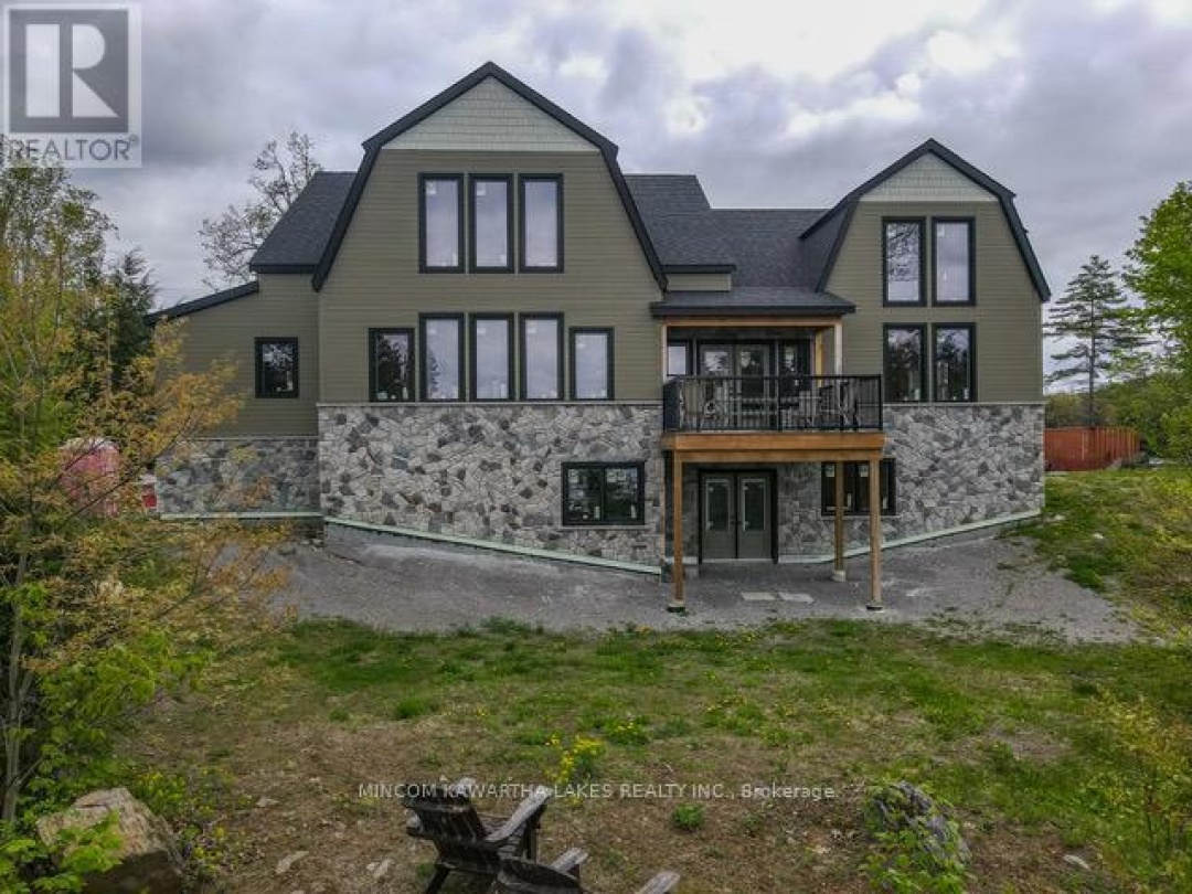 16 Evergreen Way, Pigeon Lake