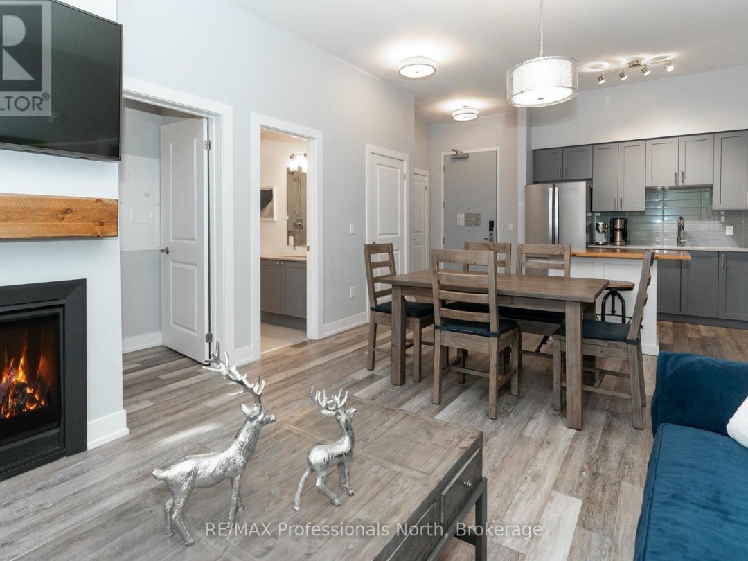 100 - 25 PEN LAKE POINT ROAD, 