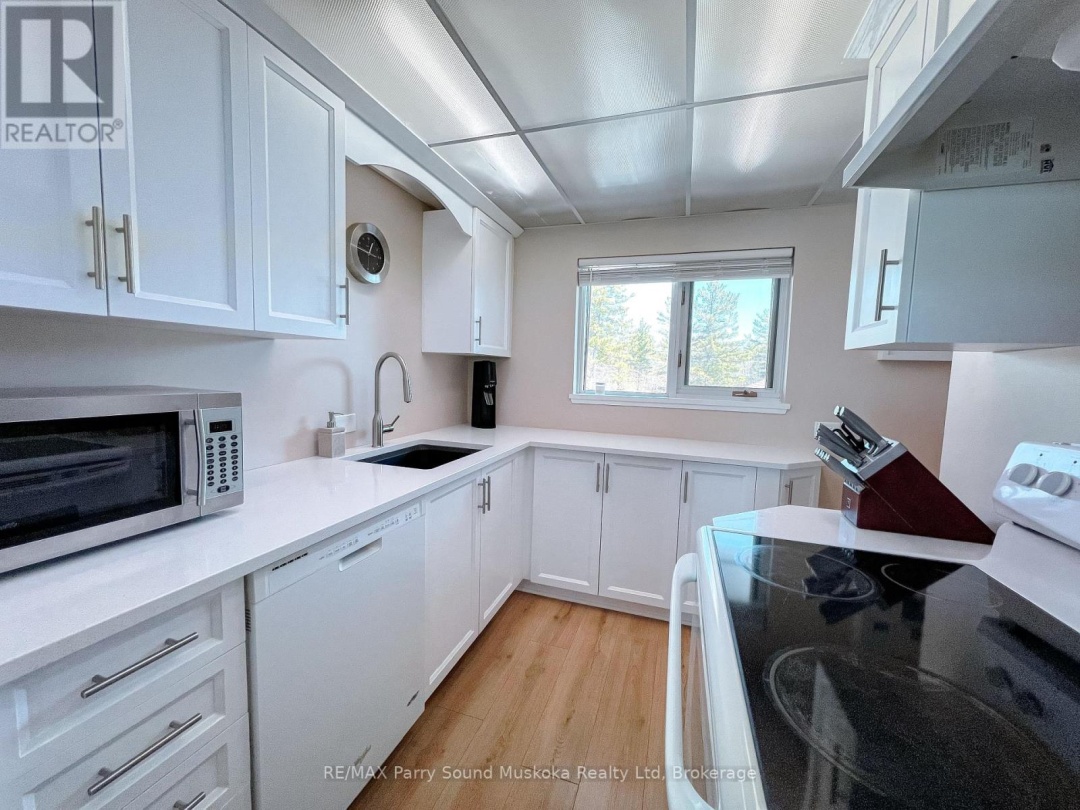 2C 20 Ryder Drive, McDougall