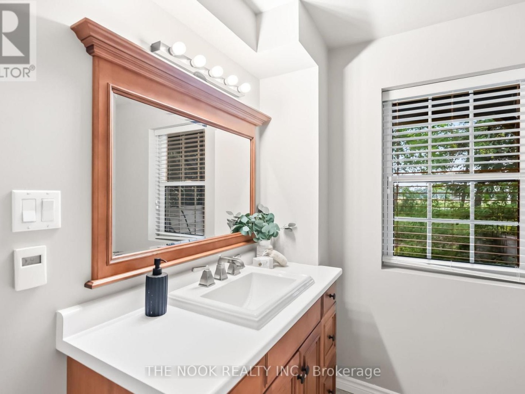 275 VALENTIA ROAD, 