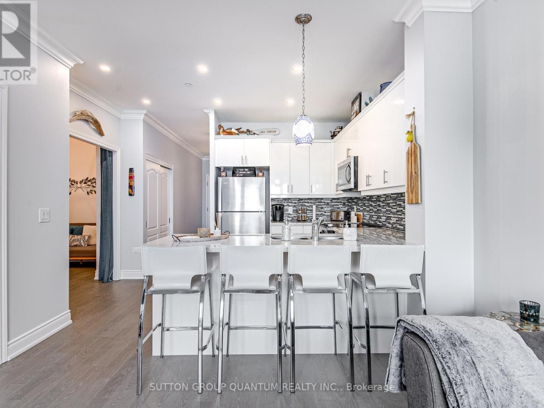 301 90 Orchard Point Road, Lake Simcoe