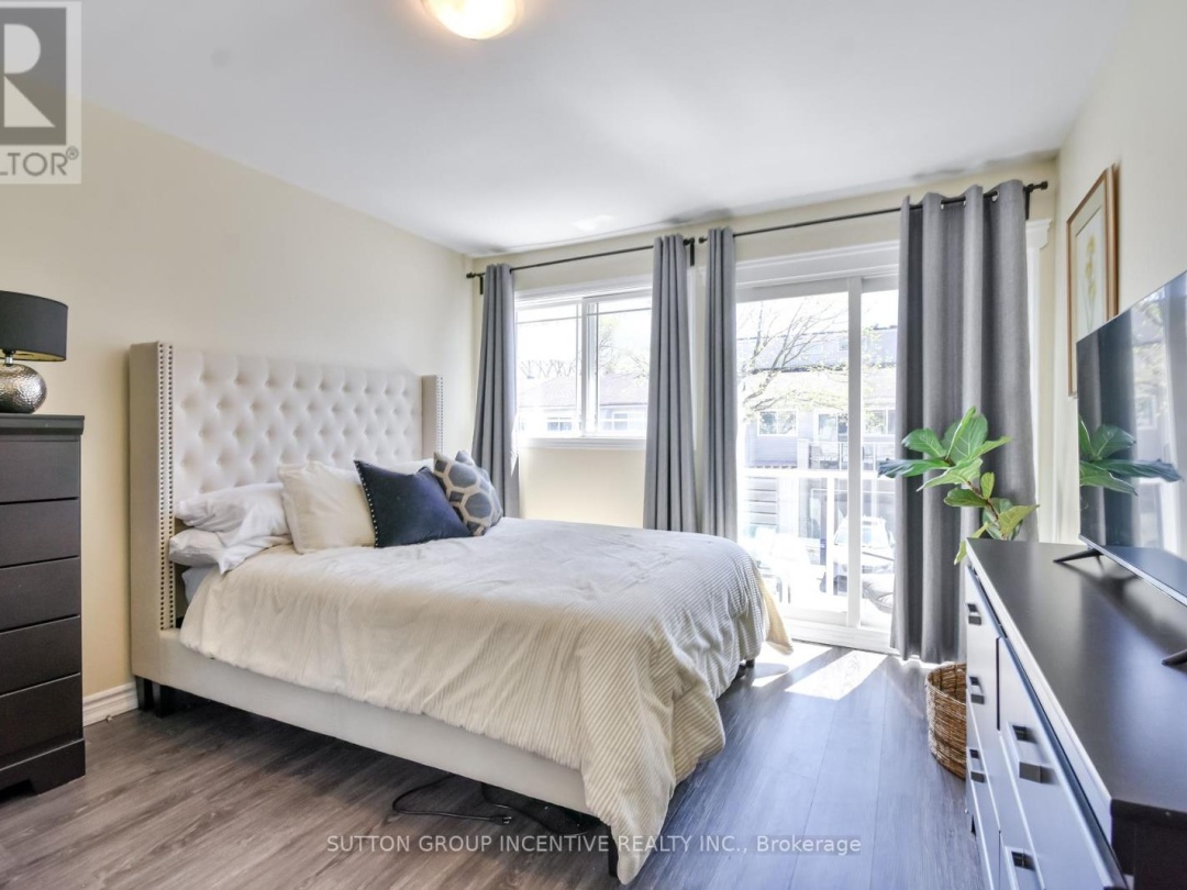39 12 Lankin Boulevard, Orillia