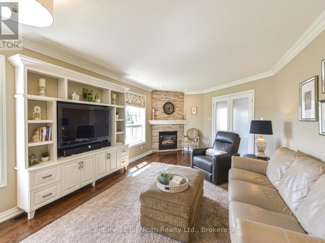 3196 Monarch Drive, Orillia