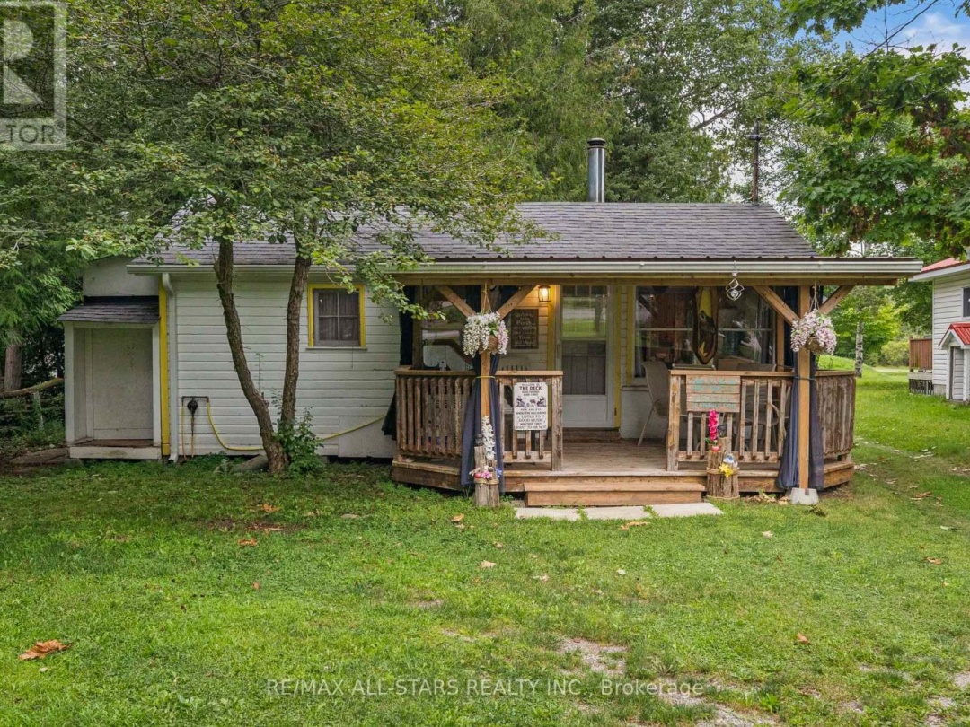 93 STURGEON GLEN ROAD, 