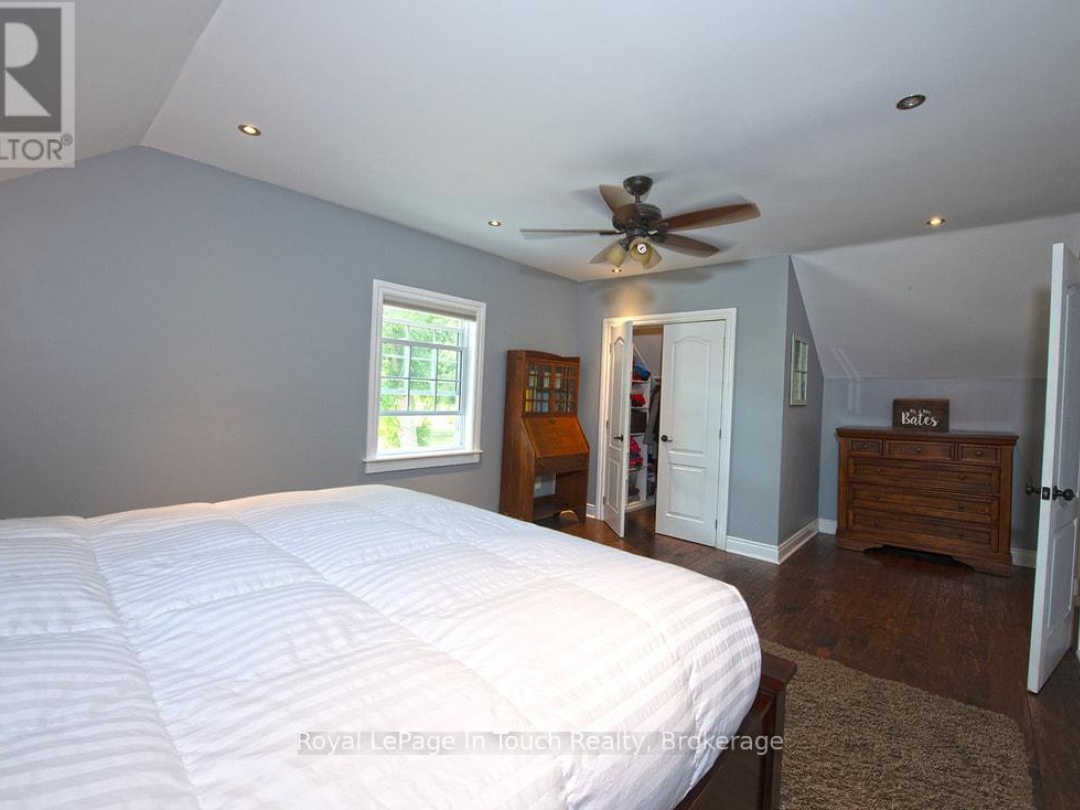 3010 Matchedash Street, Matchedash Bay