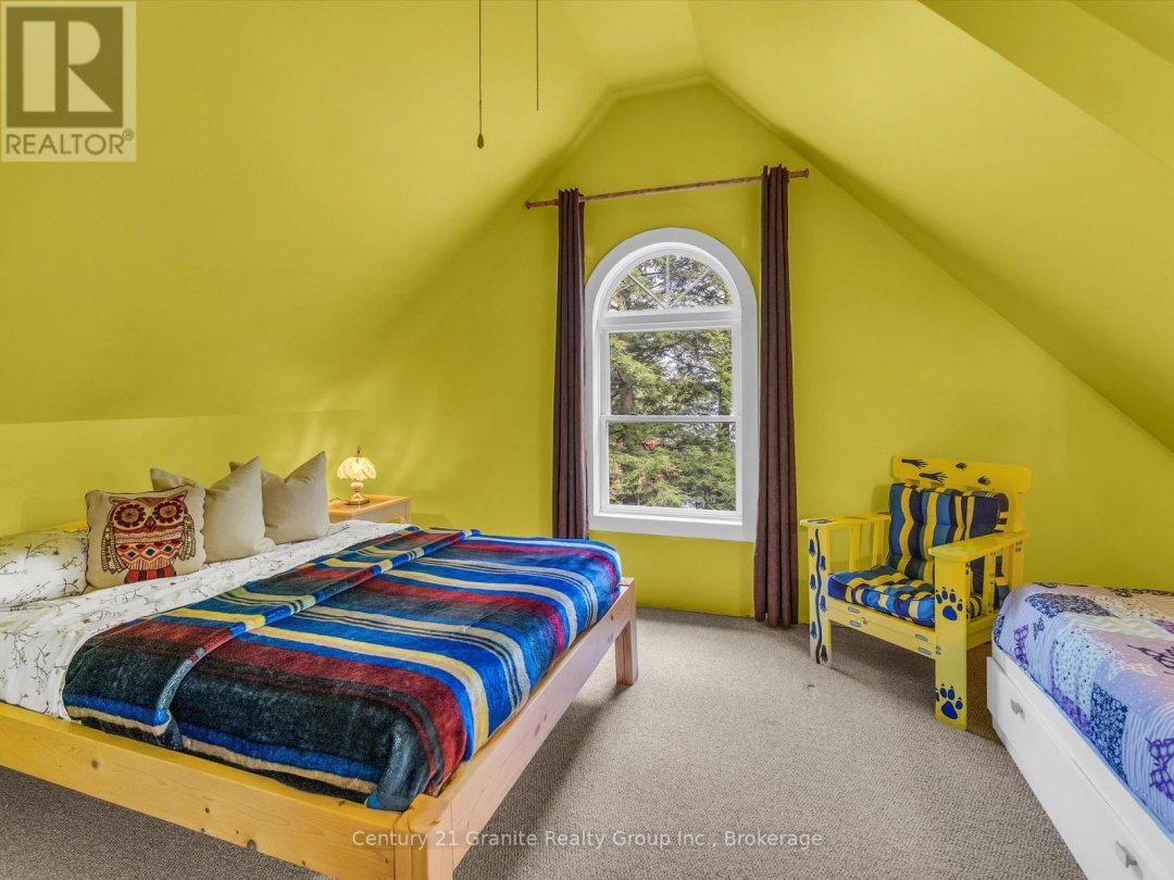 1120 S Clear Lake Road, Clear Lake