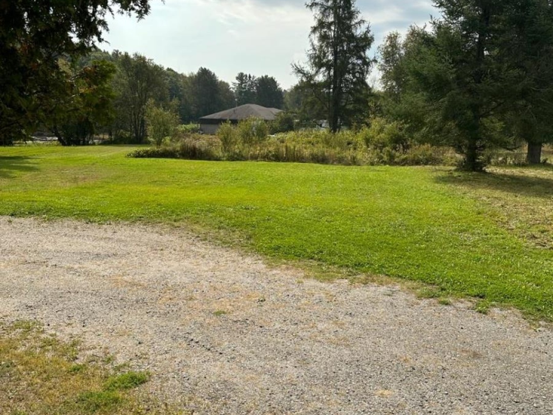 63 Pineridge Drive, McDougall