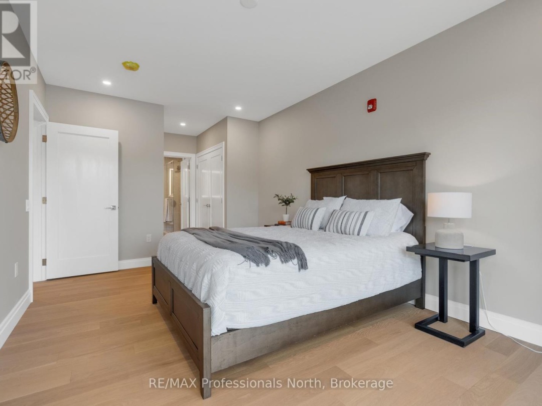 201 - 32 BRUNEL ROAD, 