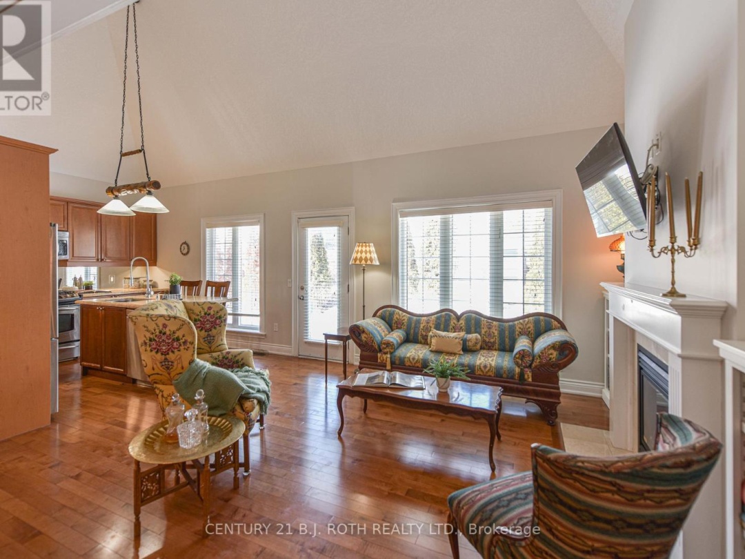 15 - 5 INVERMARA COURT, Lake Simcoe