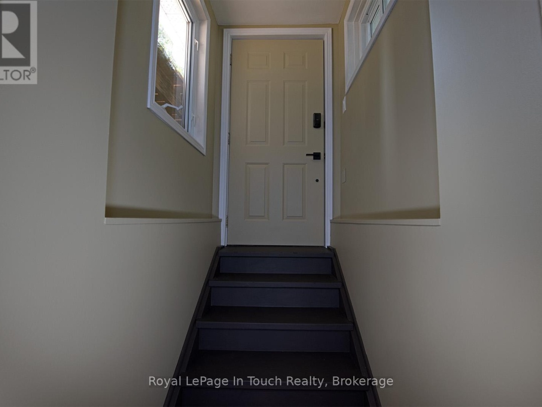 8 CYRIL MARTIN PLACE, 