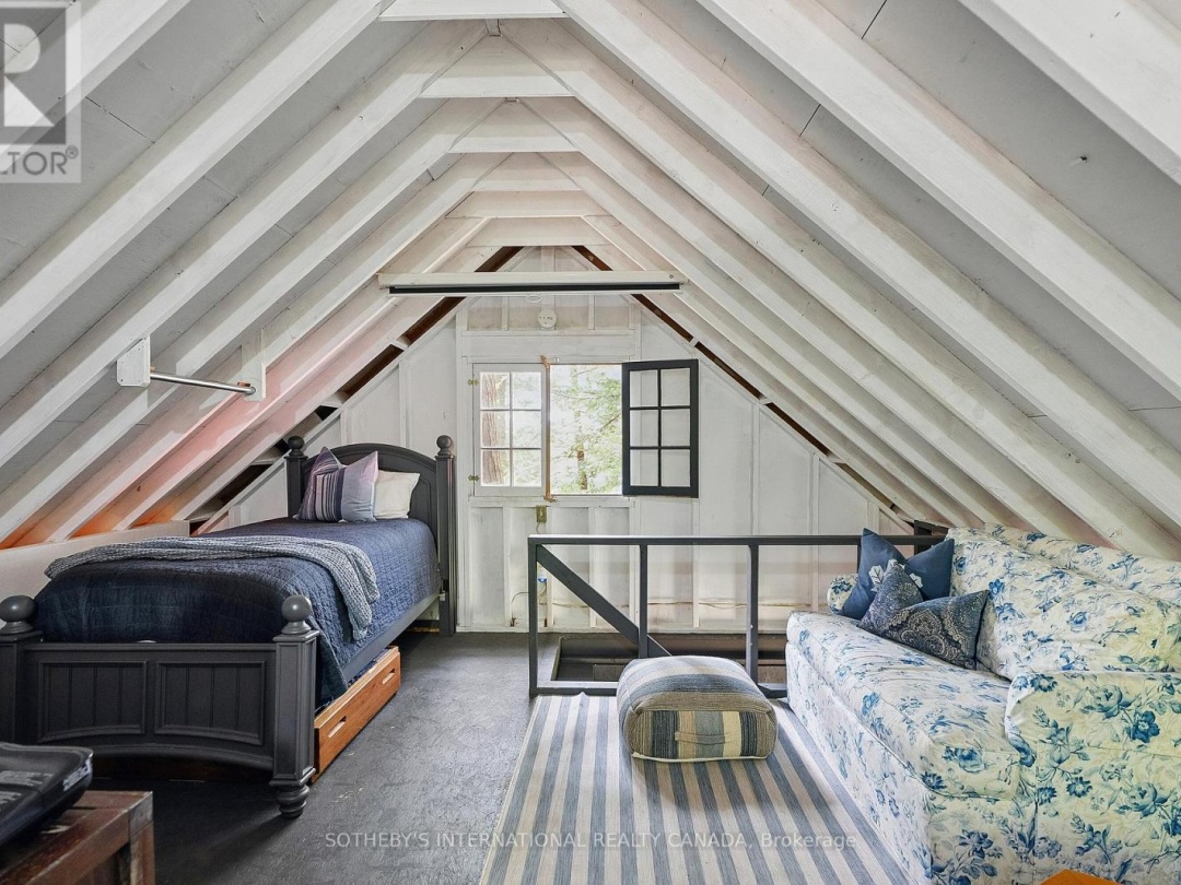 1050 COBBLE ROSE LANE, 