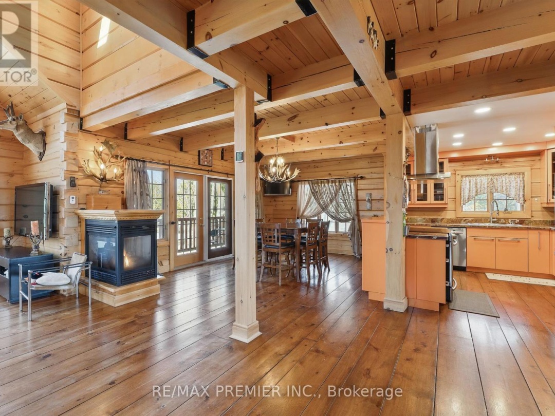 2441 LAKESHORE DRIVE, 