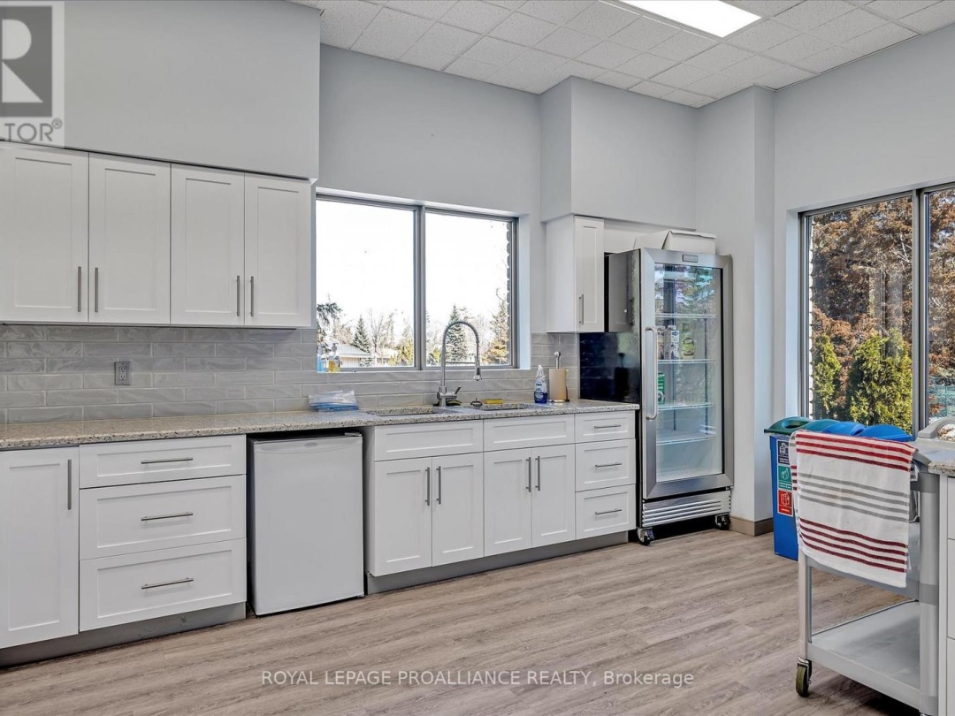 2 Patricia Place, Pigeon Lake