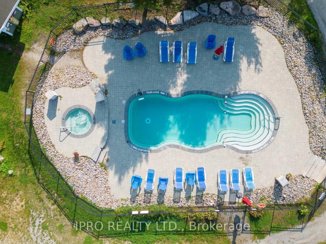 16 - 1869 MUSKOKA RD 118 WEST ROAD, Lake Muskoka