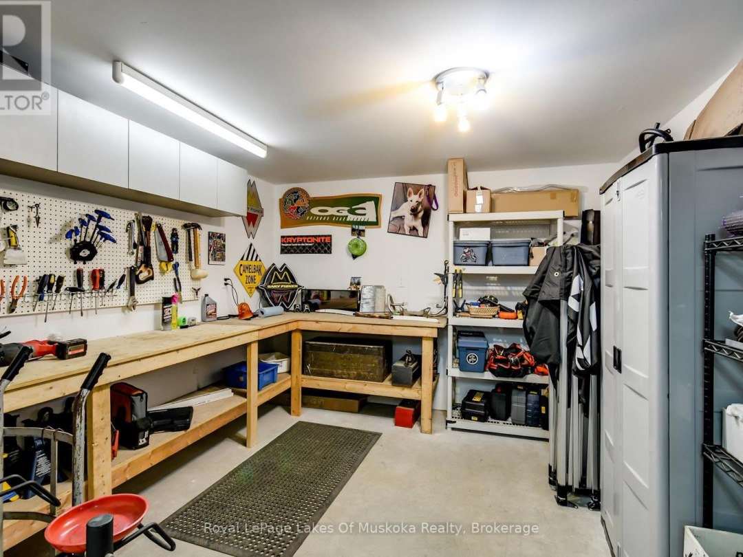 230 Ecclestone Drive, Bracebridge