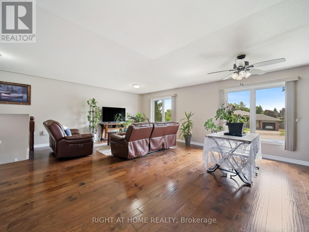 401 GRENVILLE AVENUE, 