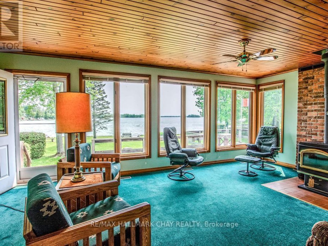 5566 Gray's Bay Road, Lake Couchiching
