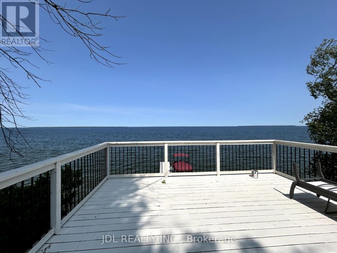 25220 Maple Beach Road, Lake Simcoe