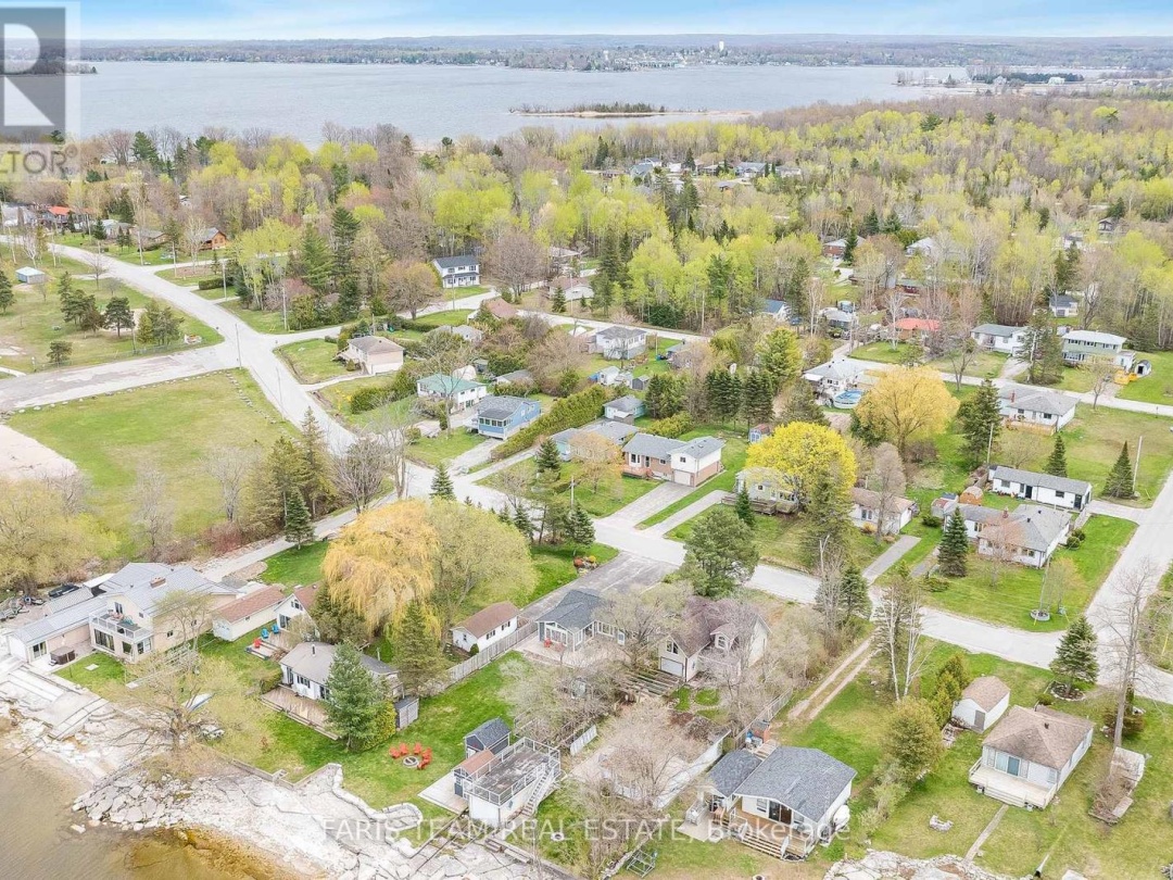 258 Patterson Boulevard, Georgian Bay