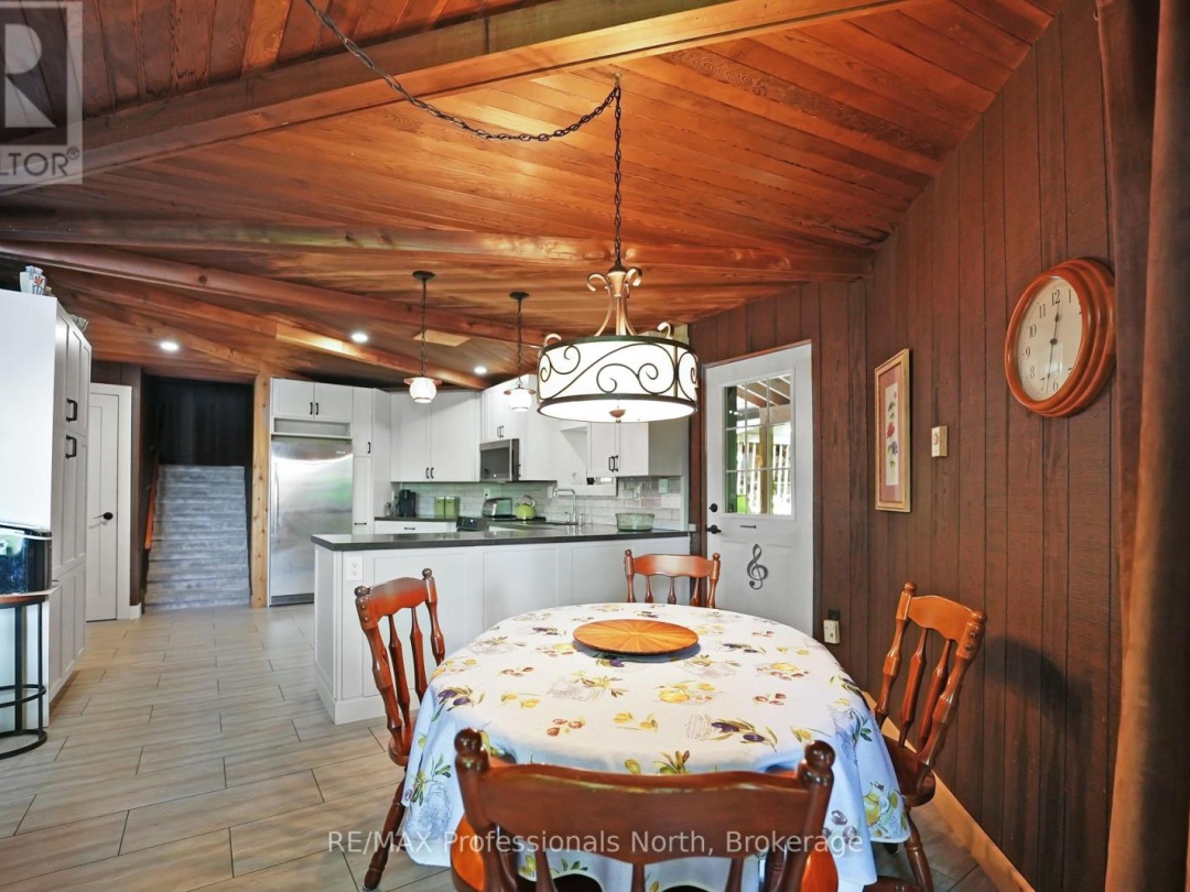1511 WENONA LAKE ROAD, 
