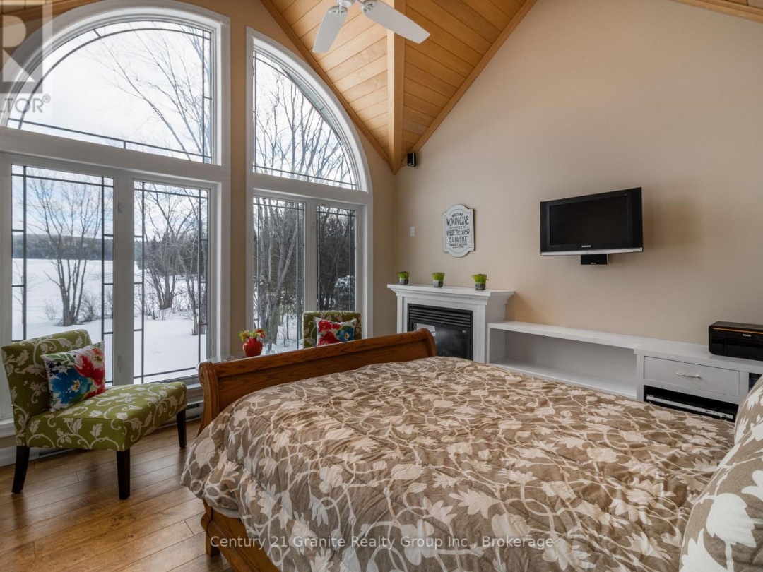 1047 Bonis Lane, Mountain Lake