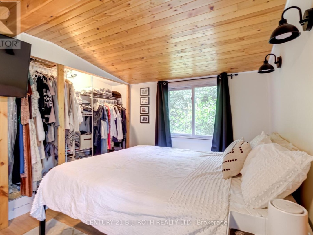 1002 WIGWAM LODGE ROAD, 