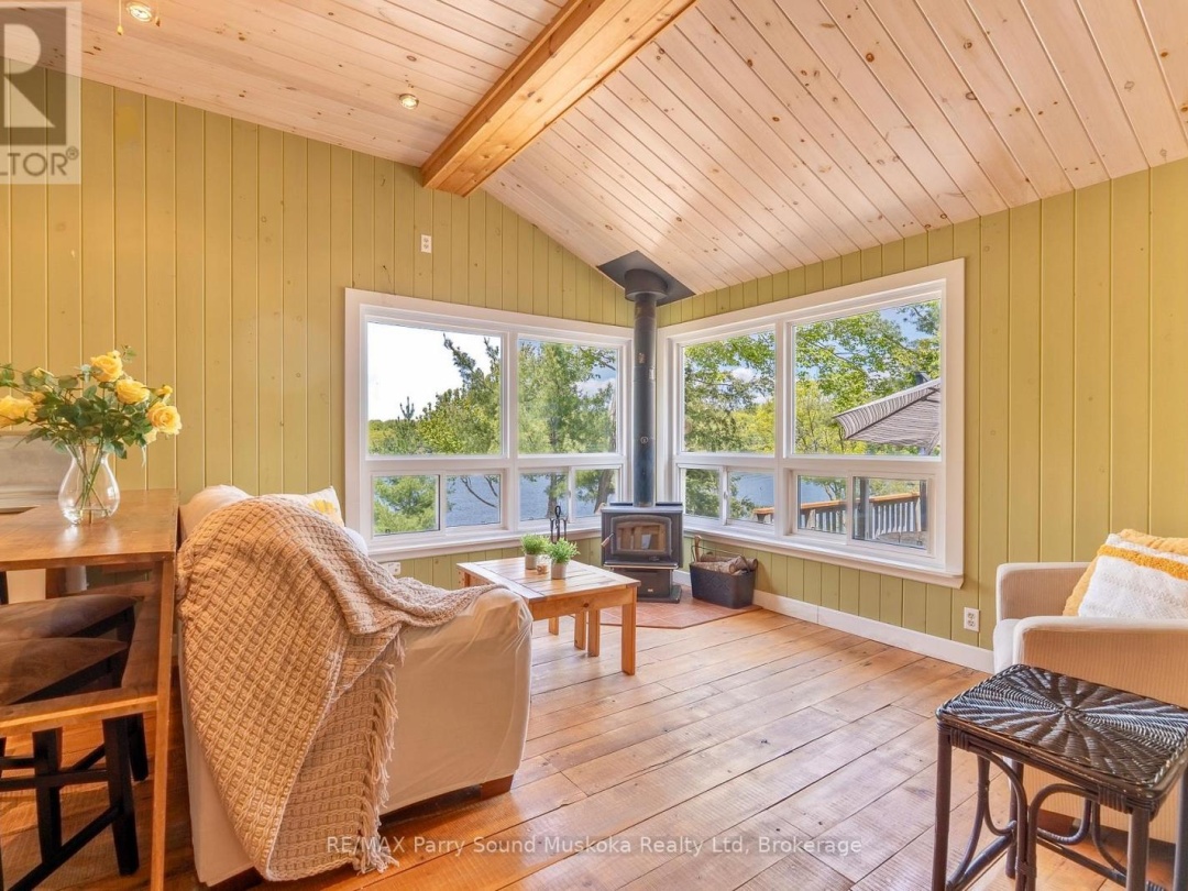 7 ISABELLA ISLAND, 