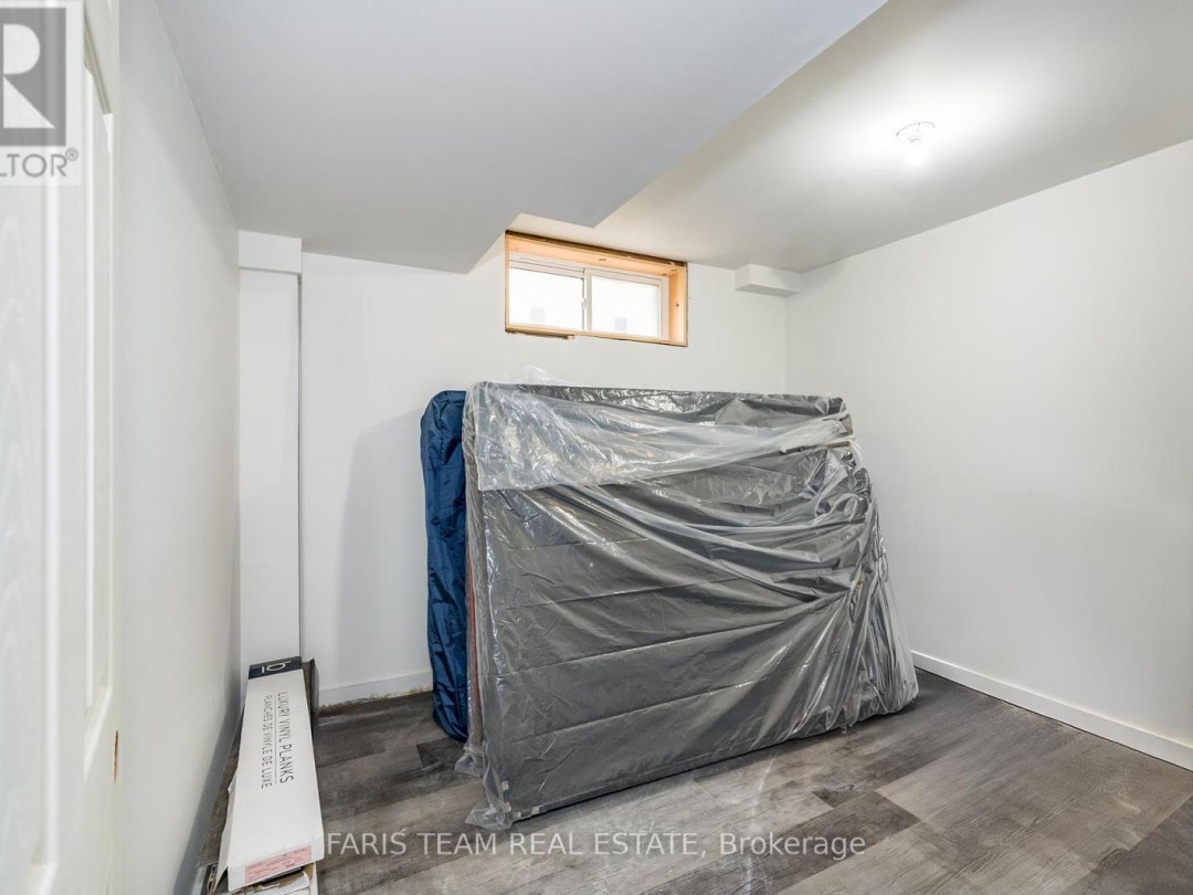 1036 Beverley Lane, Gull Lake