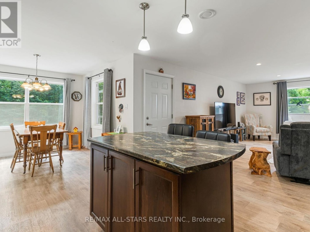 1089 TATTERSAL ROAD, 