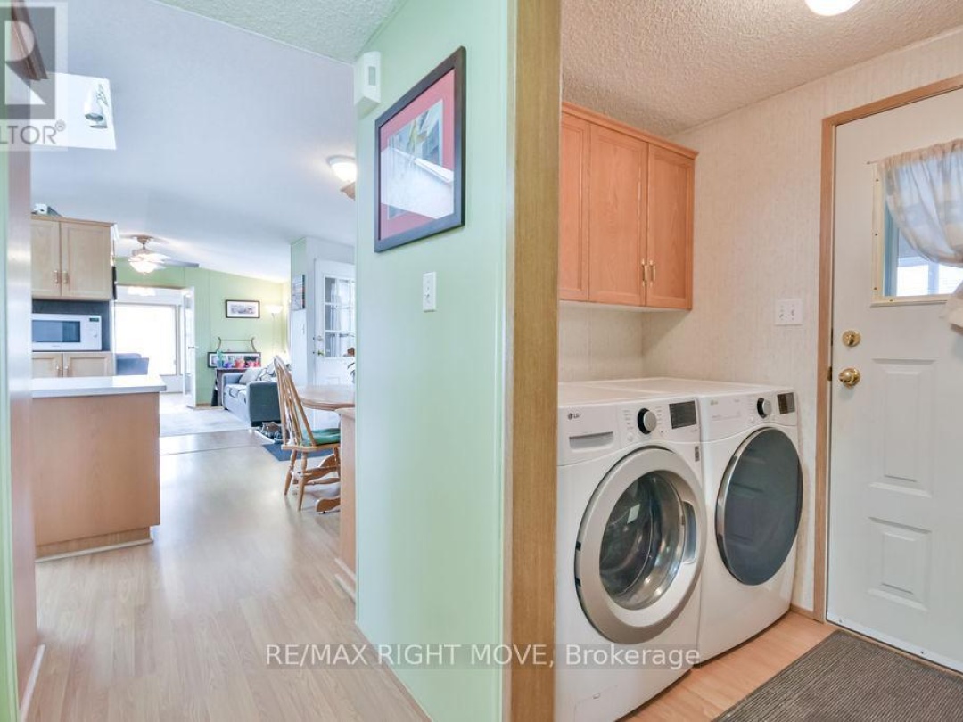 1407 Fox Road, Severn