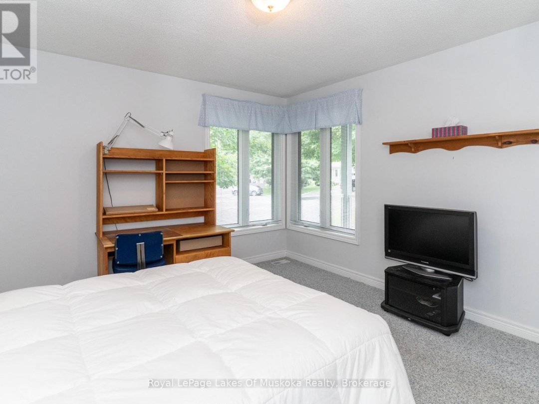 25 STONEHEDGE CLOSE, 
