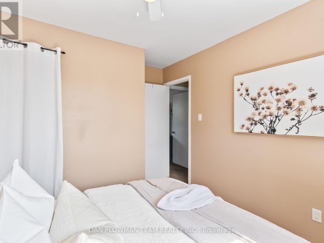 20 OWL COURT, 