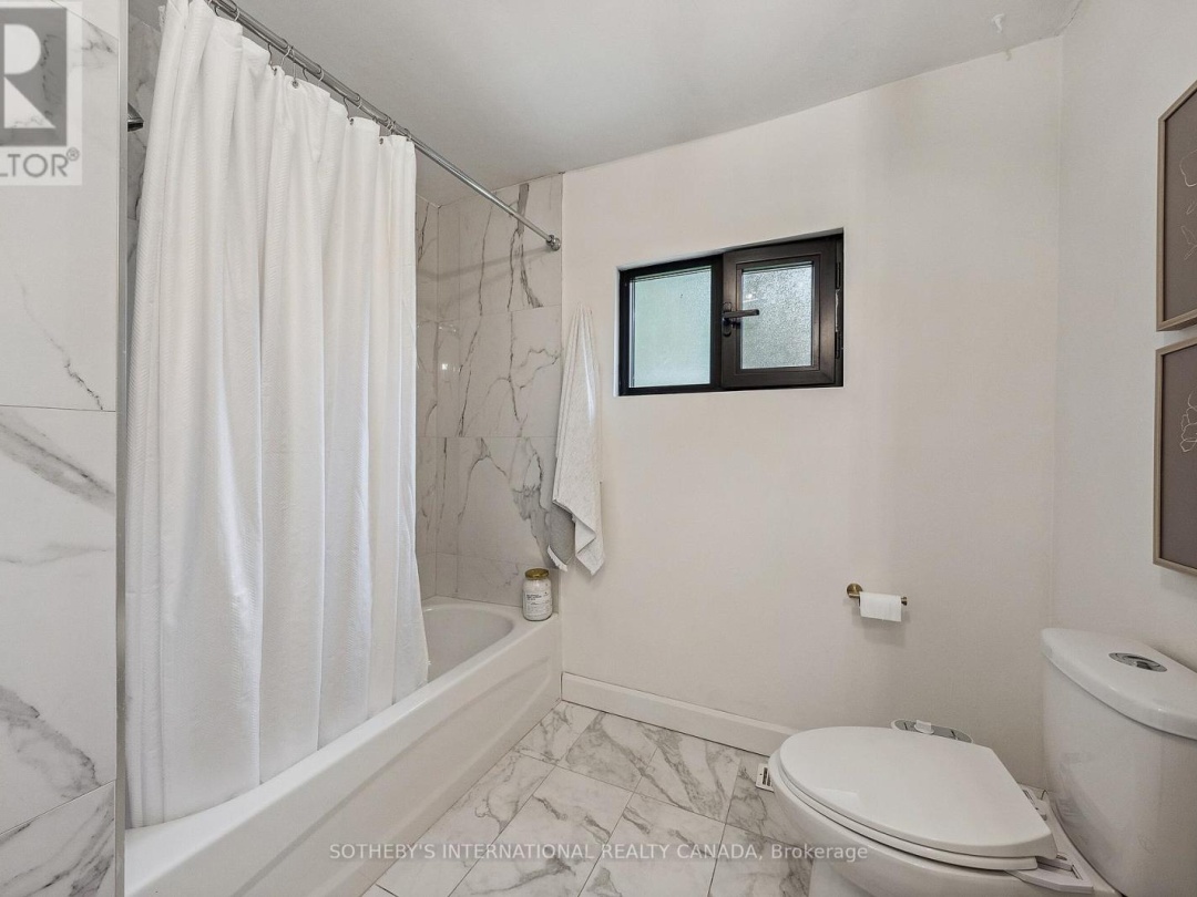 25 SILVER BIRCH STREET, 