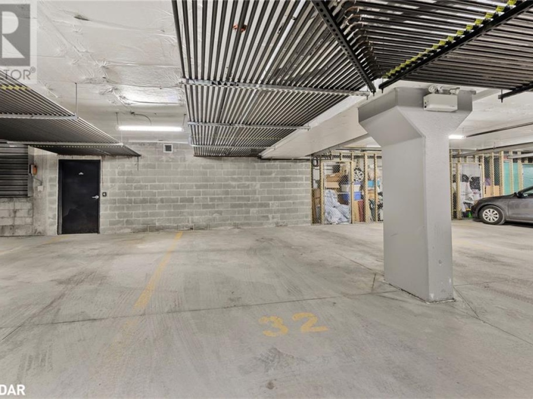 720 YONGE Street Unit# 205, 