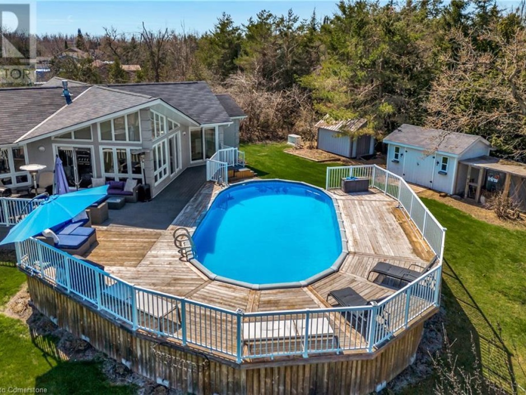 33 Totten Drive Drive, Sturgeon Lake