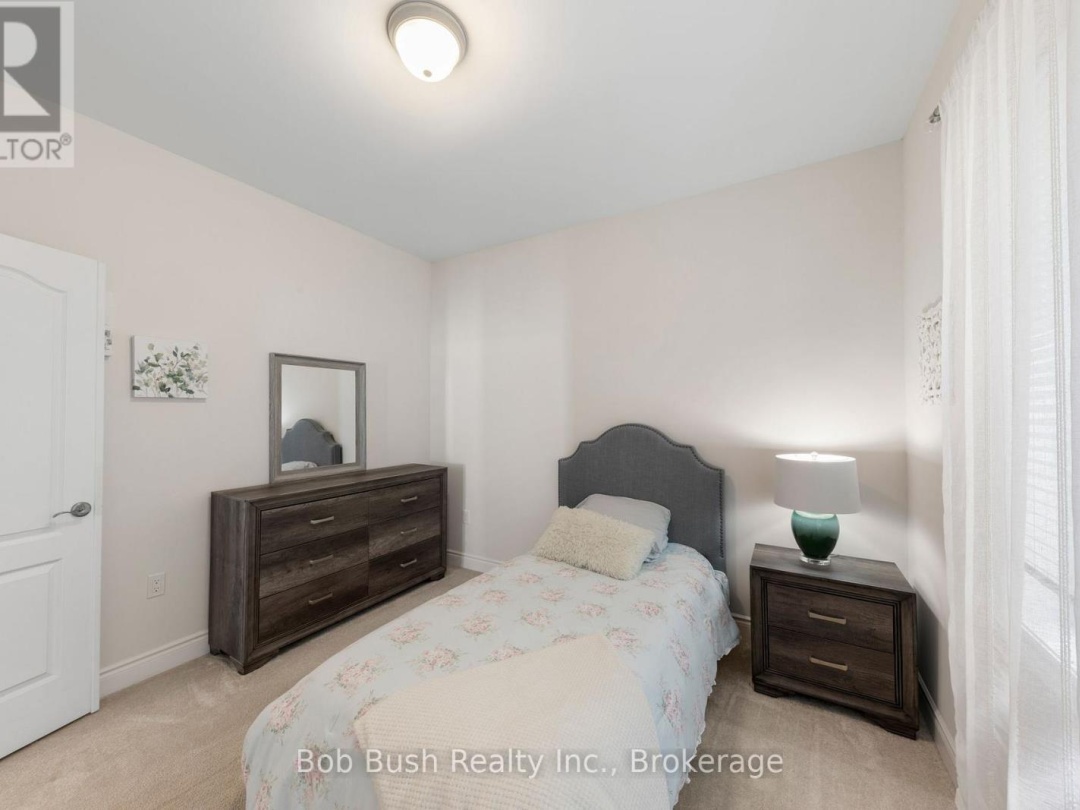 3067 Monarch Drive, Orillia
