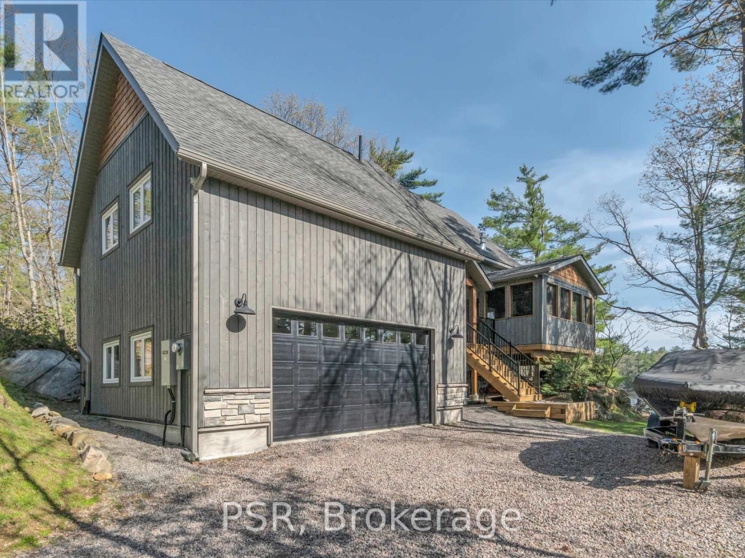 1028 Marshall Drive, Pine Lake